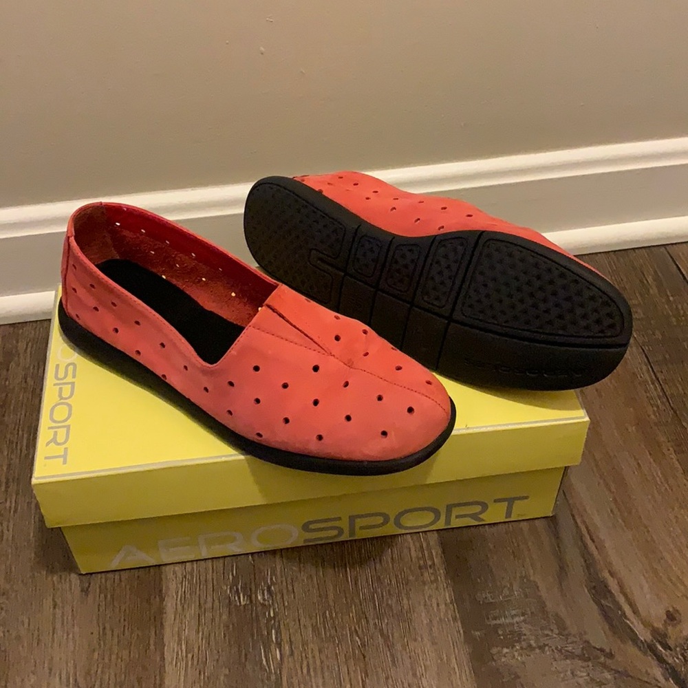 AeroSport - Skip Town in Mid Red Nubuck